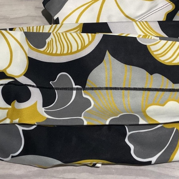 NWT Savage by FENTY HIGHLINE High Waist Leggings - Picture 5 of 7